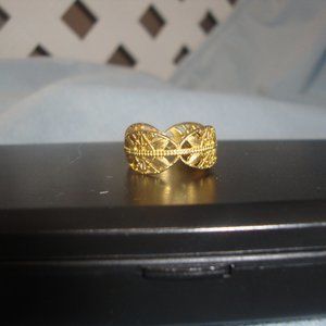 Estate Brass filigree ring  size 6 adjustable